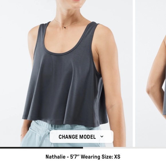 Fabletics cropped tank. - Picture 3 of 4